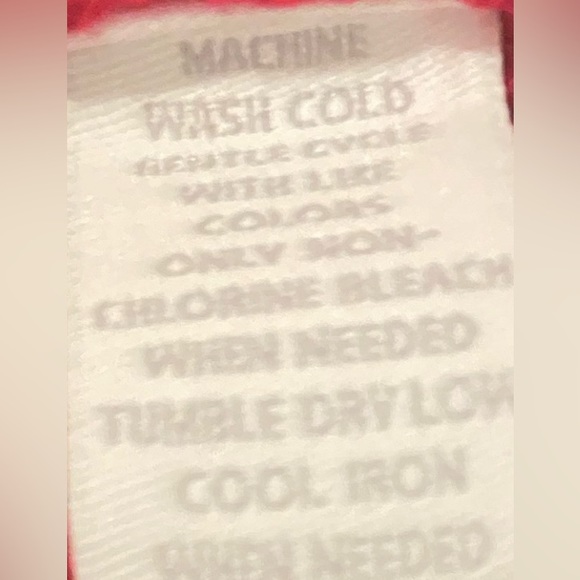 BEAUTIFUL KNIT SWEATER NWT - Picture 9 of 9